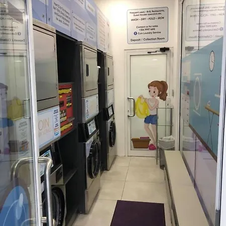 With Twin Beds & Kitchenette At The New Olo Living 24 San Ġiljan
